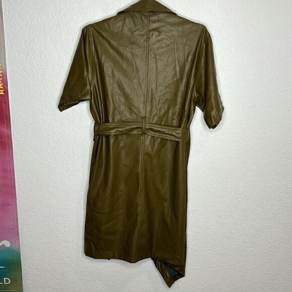 NWT The Frankie Shop Zoeyy Faux Leather Wrap Green XS - Picture 8 of 15